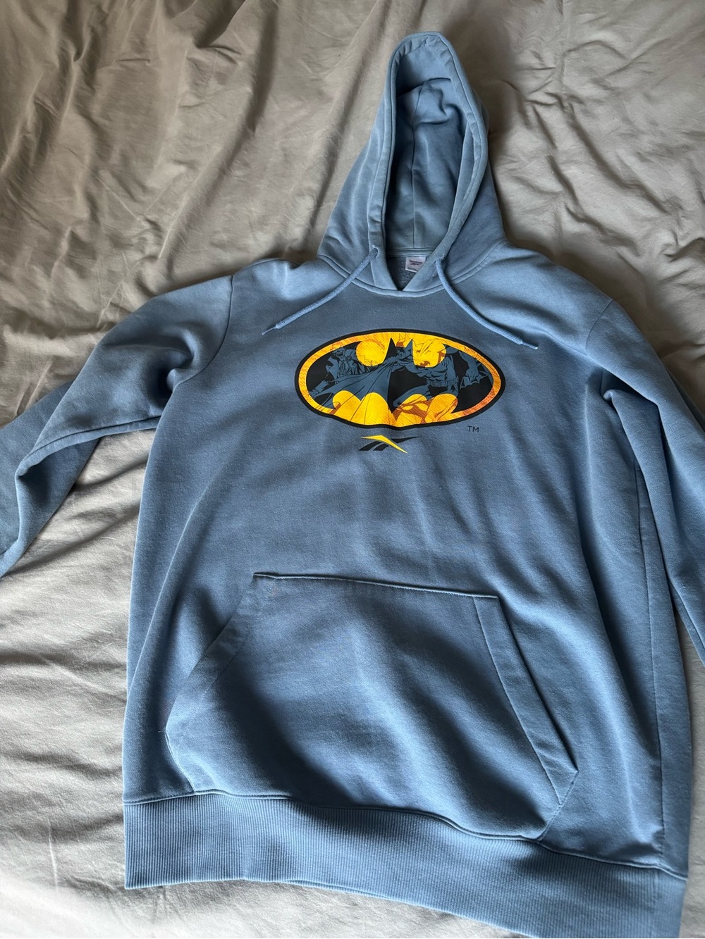 Reebok Batman Graphic Pullover Hoodie - Light Blue